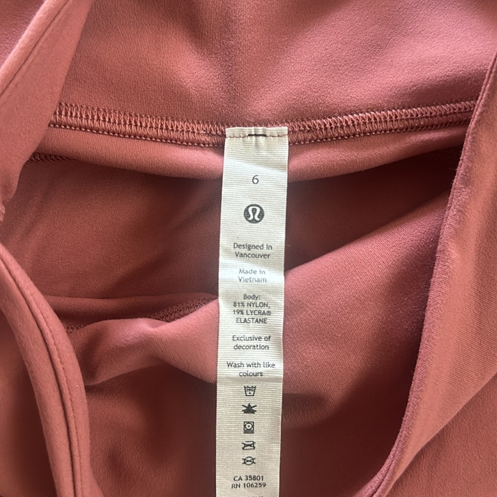 Lululemon Groove Super-High-Rise Mini Flare Crop 23" 6 - Picture 4 of 4